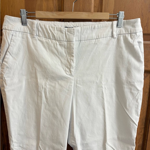 Worthington White Cropped Capri Pants Modern Fit Stretch Slash Pockets Med Rise - Picture 2 of 12